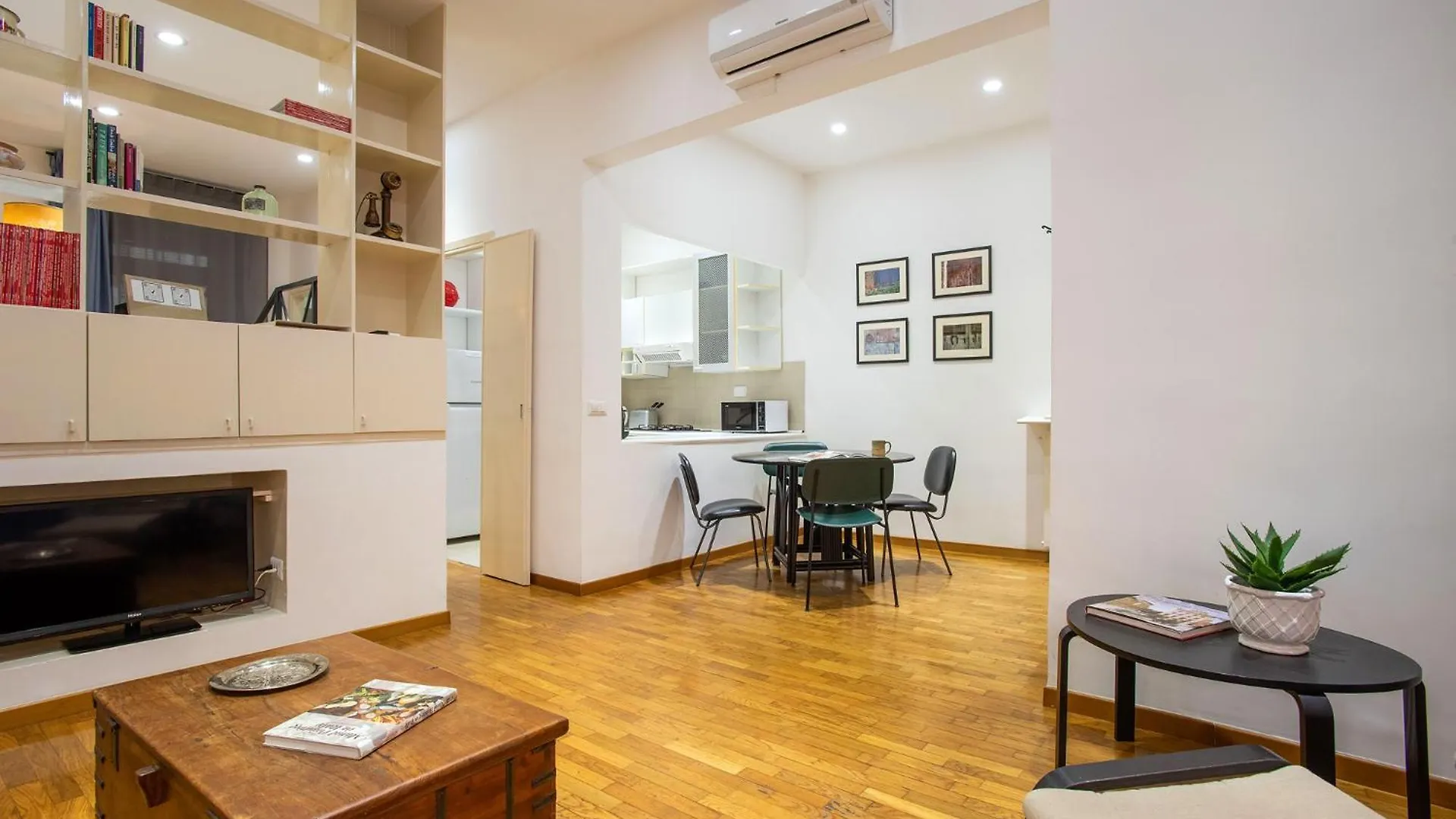 Cozy Loft @ Monti Apartment Rome Italy